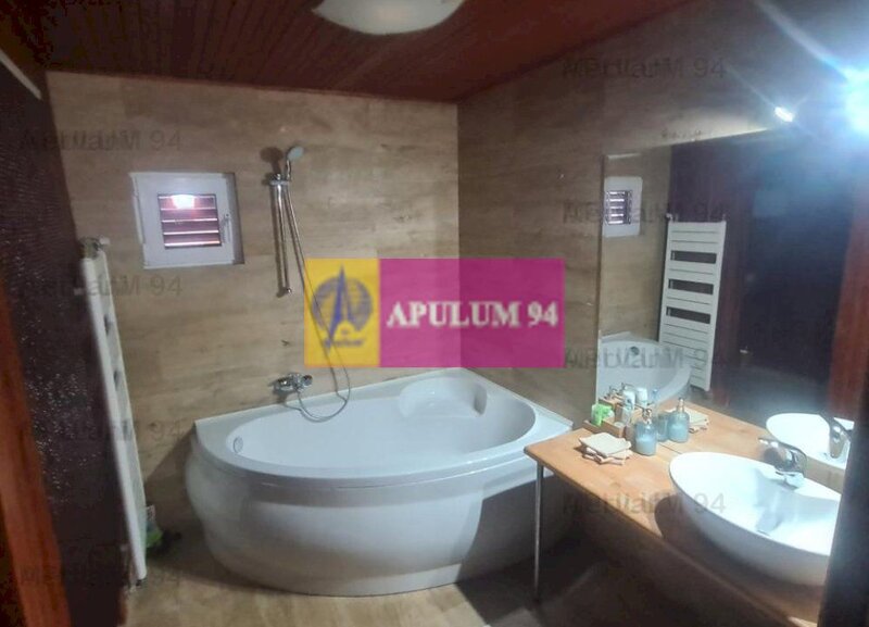 Casa de vanzare in Azuga